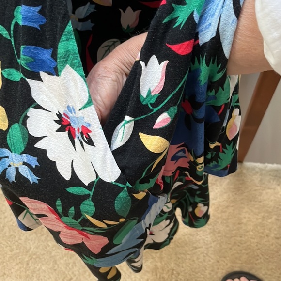 Anthropologie summer top - Picture 4 of 10